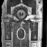1920-e.-Pokrovskaya-cerkov.-Vid-na-centralnuju-chast-ikonostasa.-Foto-Nikolaya-Dmitrievicha-Vinogradova