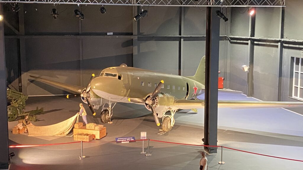 Douglas DC-3. Музей Военной Техники УГМК (Верхняя Пышма). Фото автора